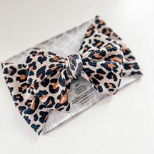 POSH PEANUT Lana Leopard Tan Lulu Headwrap, new